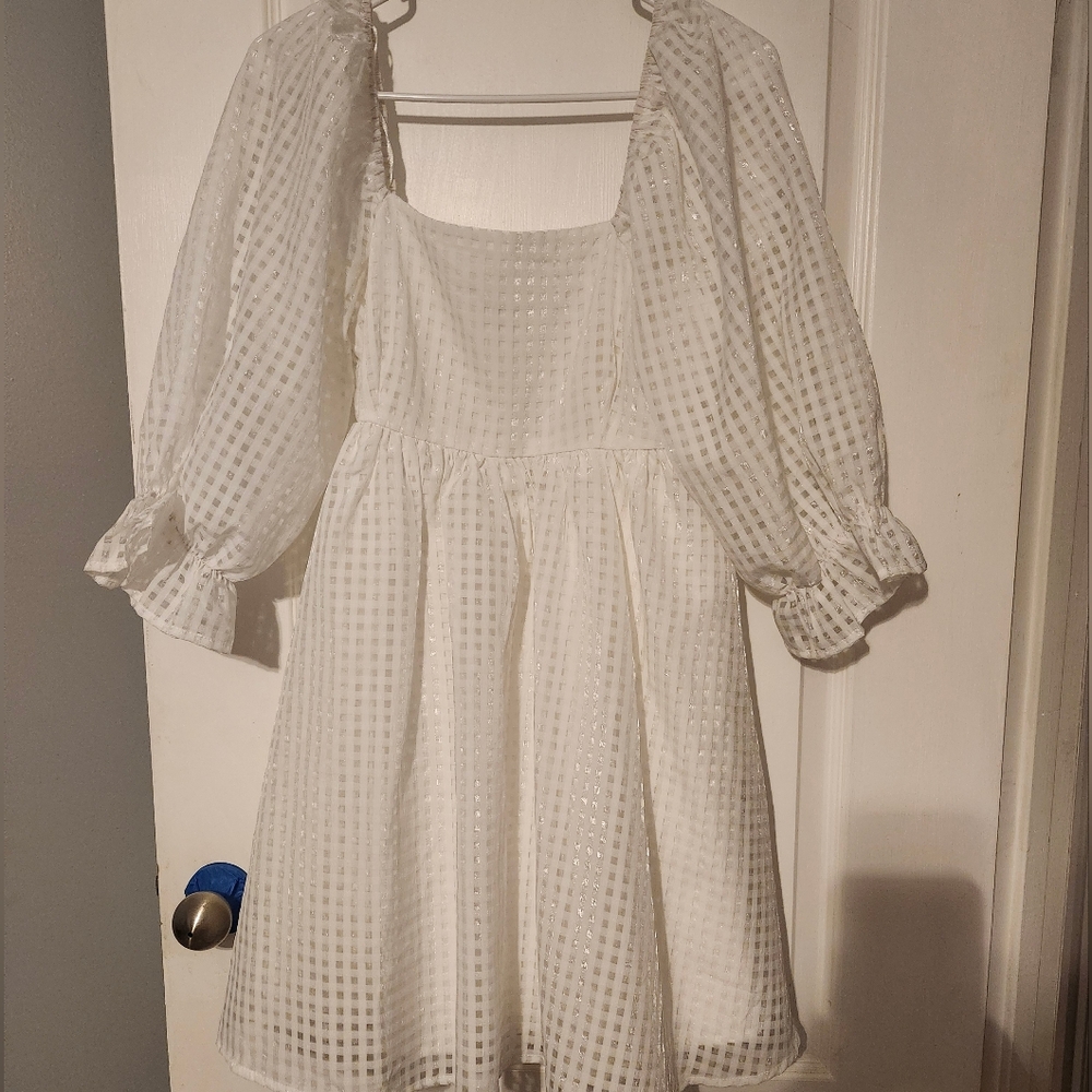 Entro White Babydoll Dress Size Small